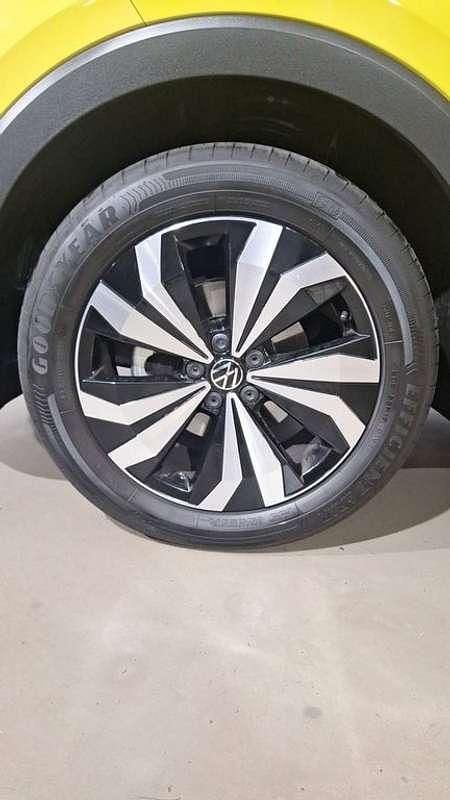 Usado VW T-Cross 116 CV (85 kW) 2025 Amarillo SUV