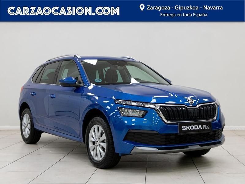 Usado Skoda Kamiq Ambition 110 CV (80 kW) 2022 Azul SUV