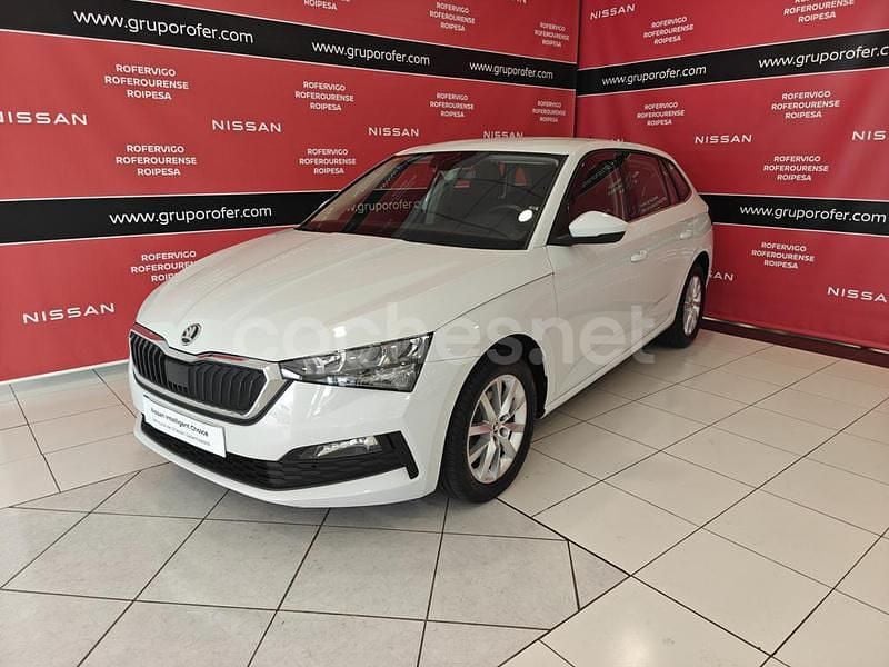 Blanco Usado 2020 Skoda Scala Ambition Utilitario | 17.900 € (Precio justo) - Imagen 1/4