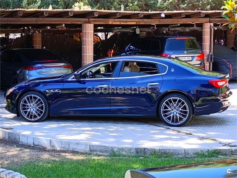 Usado Maserati Quattroporte 410 CV (301 kW) 2016 Azul Berlina