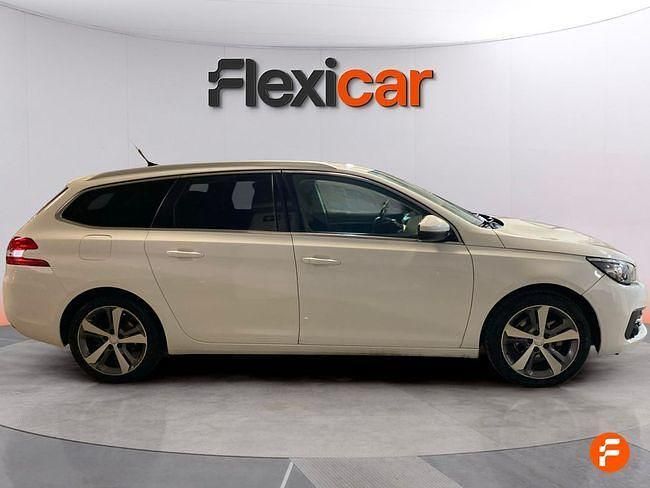Usado Peugeot 308 SW Allure 130 CV (95 kW) 2020 Blanco Familiar