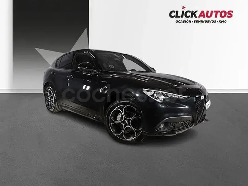 Usado Alfa Romeo Stelvio Veloce 210 CV (154 kW) 2022 Negro SUV