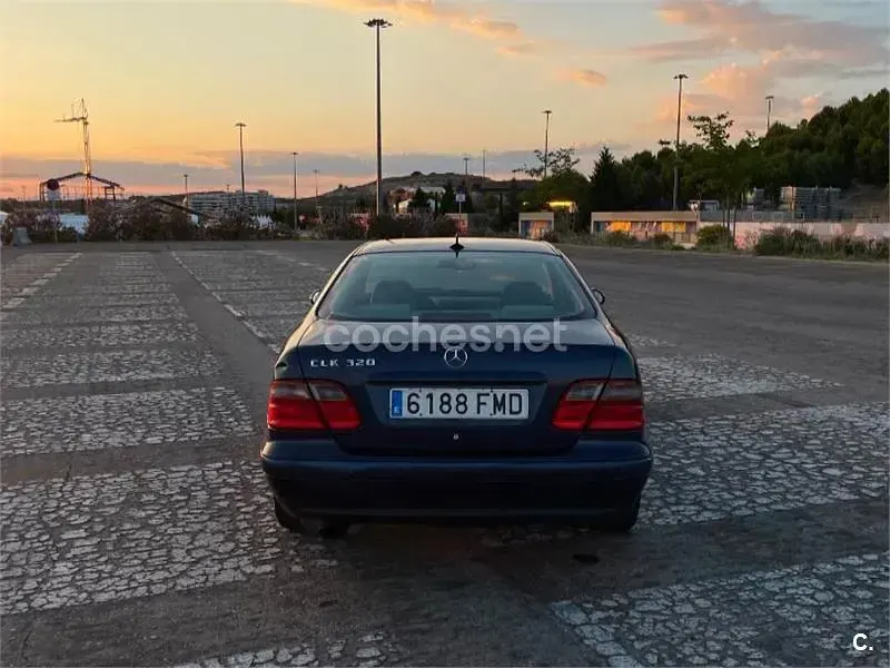 Usado Mercedes CLK320 Elegance 218 CV (160 kW) 1999 Azul Coupe