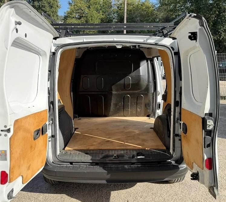 Usado Nissan NV250 95 CV (69 kW) 2020 Blanco Van