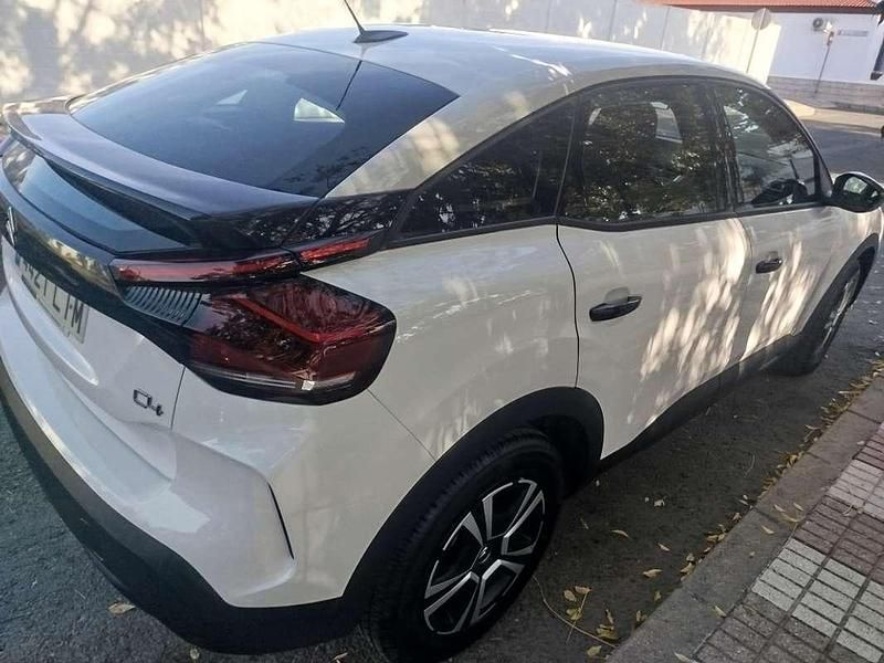 Begagnad Citroën C4 Feel 110 HK (80 kW) 2022 Vit Halvkombi
