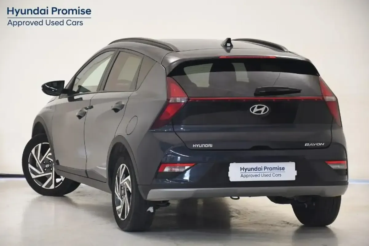 Nuevo Hyundai Bayon Blackline 90 CV (66 kW) 2026 Gris/plata SUV