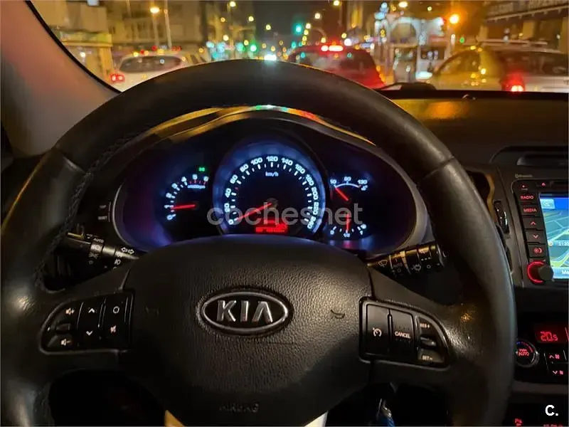 Usado Kia Sportage 136 CV (100 kW) 2011 Blanco SUV