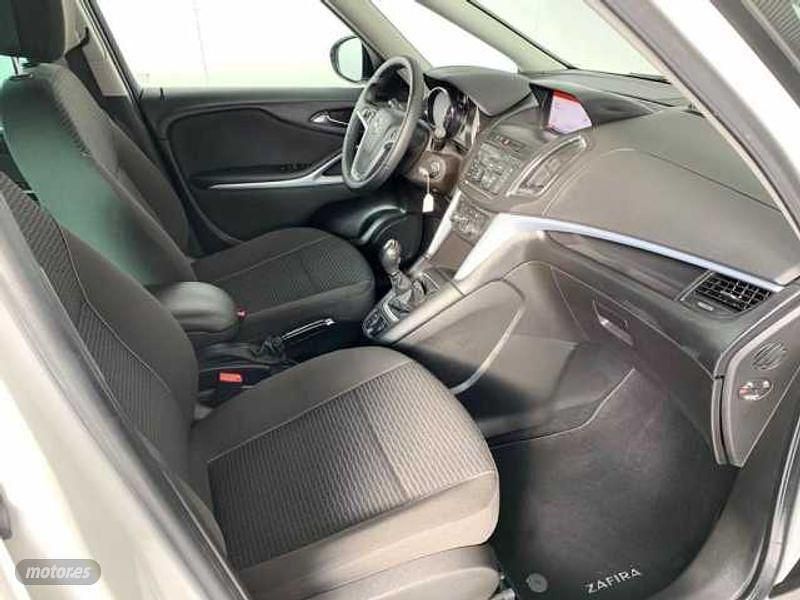 Usado Opel Zafira Expression 120 CV (88 kW) 2016 Blanco Monovolumen