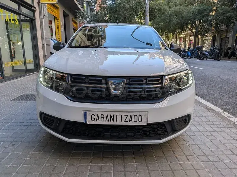 Usado Dacia Logan Ambiance 73 CV (53 kW) 2017 Blanco Berlina