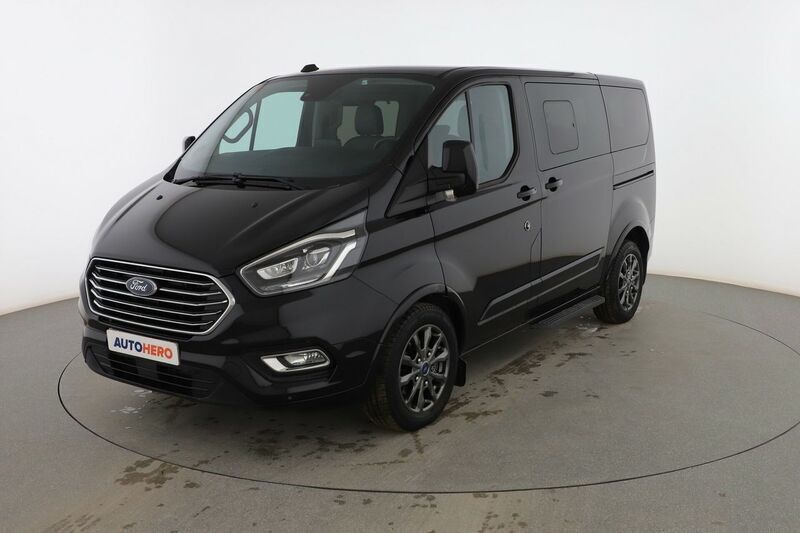 Negro Usado 2021 Ford Tourneo Custom Titanium Monovolumen | 37.199 € (Buen precio) - Imagen 1/3
