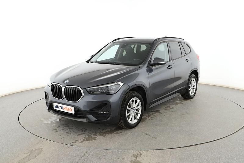 Usado BMW X1 Sport Line 150 CV (110 kW) 2020 Gris SUV
