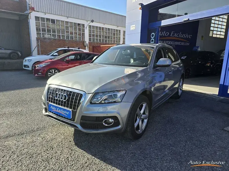 Usado Audi Q5 Exclusive 240 CV (176 kW) 2010 Gris / plata SUV