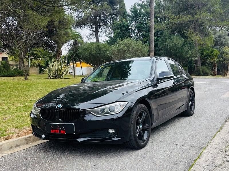 Usado BMW 318 143 CV (105 kW) 2014 Negro Berlina