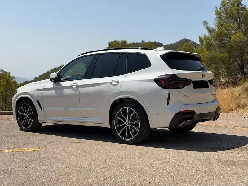 Usado BMW X3 Comfort Edition 299 CV (219 kW) 2024 Blanco SUV