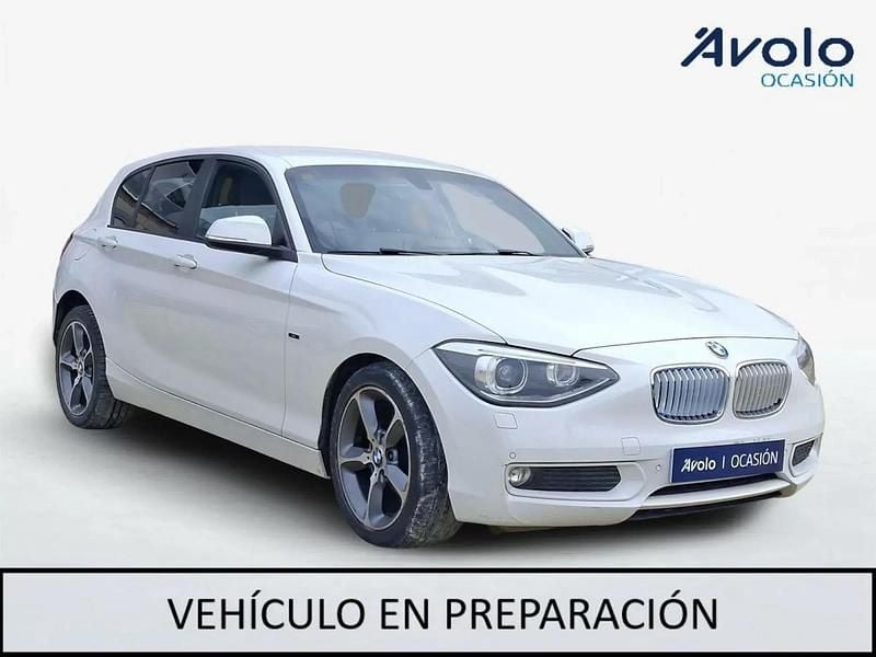 Begagnad BMW 118 143 HK (105 kW) 2012 Halvkombi
