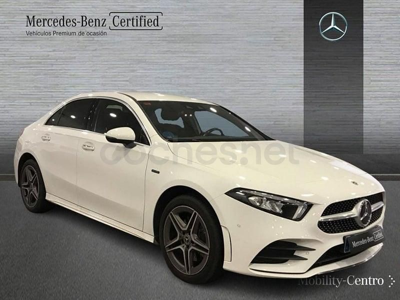 Usado Mercedes A250 218 CV (160 kW) 2021 Blanco polar Berlina