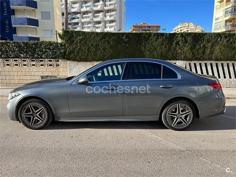 Usado Mercedes C300e 313 CV (230 kW) 2025 Gris / plata Berlina