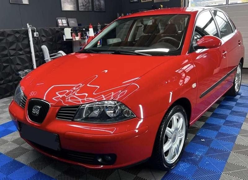 Rojo Usado 2008 Seat Ibiza Utilitario | 4290 € (Buen precio) - Imagen 1/4