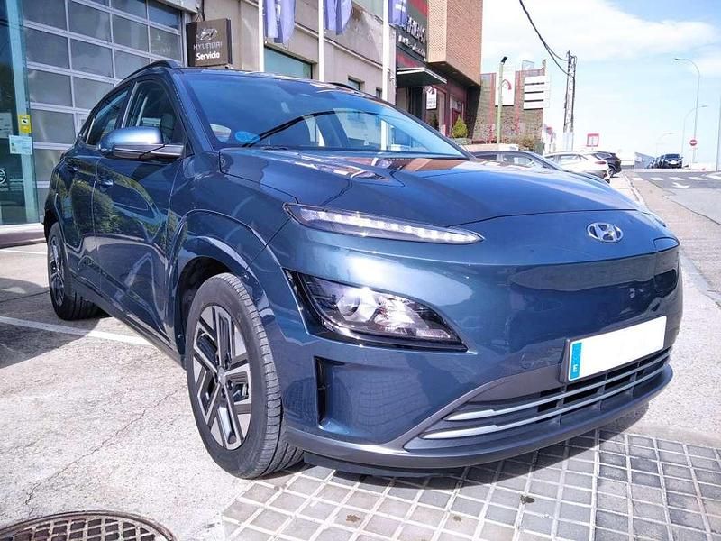 Azul Usado 2022 Hyundai Kona SUV | 21.600 € (Buen precio) - Imagen 1/4