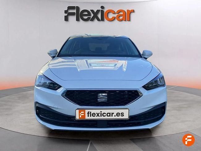 Usado Seat Leon Style 110 CV (80 kW) 2024 Blanco Berlina