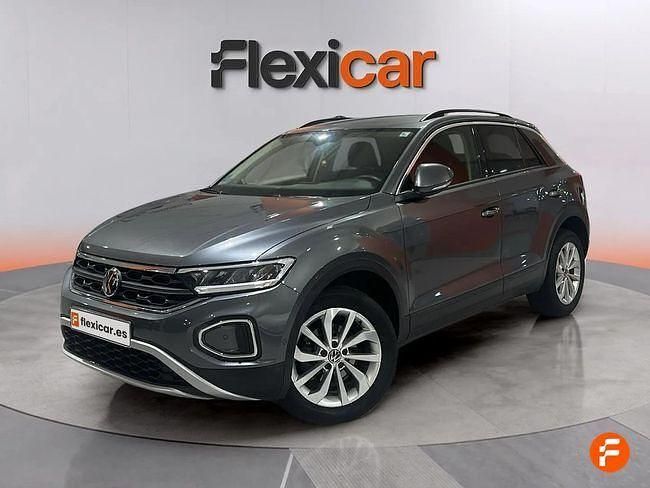 Usado VW T-Roc Life 110 CV (80 kW) 2022 Gris SUV