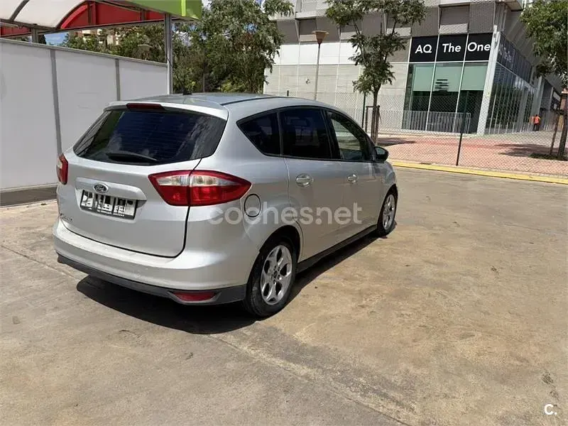 Usado Ford C-MAX Titanium 115 CV (84 kW) 2012 Gris / plata Monovolumen