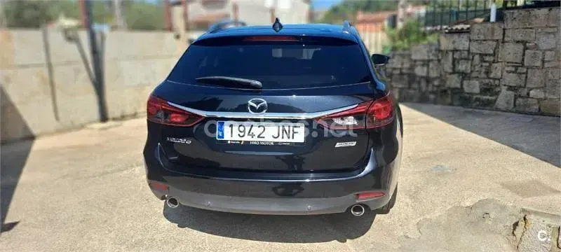 Usado Mazda 6 Luxury 150 CV (110 kW) 2016 Negro Familiar