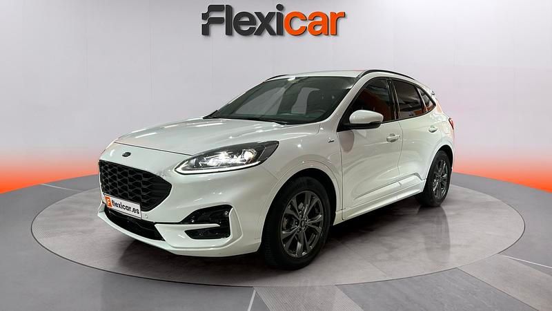 Usado Ford Kuga ST-Line 150 CV (110 kW) 2022 Blanco SUV