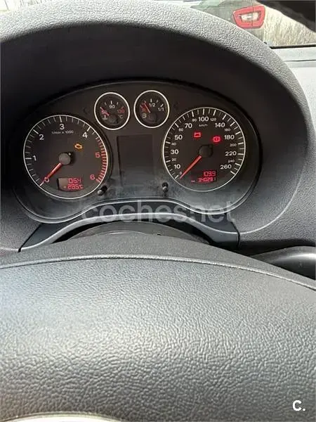 Usado Audi A3 Ambiente 140 CV (102 kW) 2005 Azul Utilitario