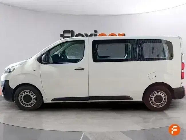 Usado Citroën Jumpy Comfort 102 CV (75 kW) 2020 Blanco Monovolumen