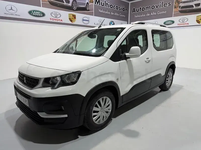 Gebraucht Peugeot Rifter Access 100 PS (73 kW) 2019 Weiß Van / Kleinbus