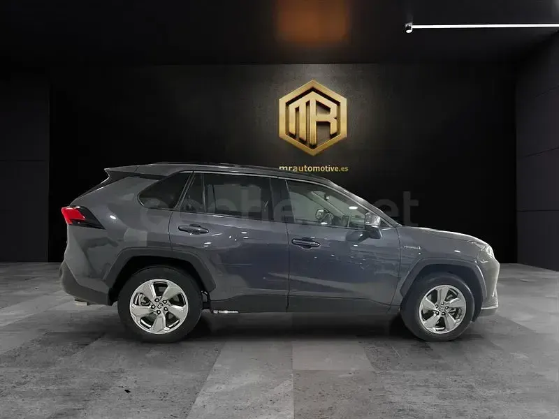 Usado Toyota RAV4 Hybrid Advance 218 CV (160 kW) 2020 Gris / plata SUV