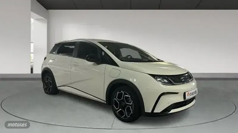 Nuevo BYD Dolphin Comfort 150 kW (204 CV) 2025 Blanco Utilitario