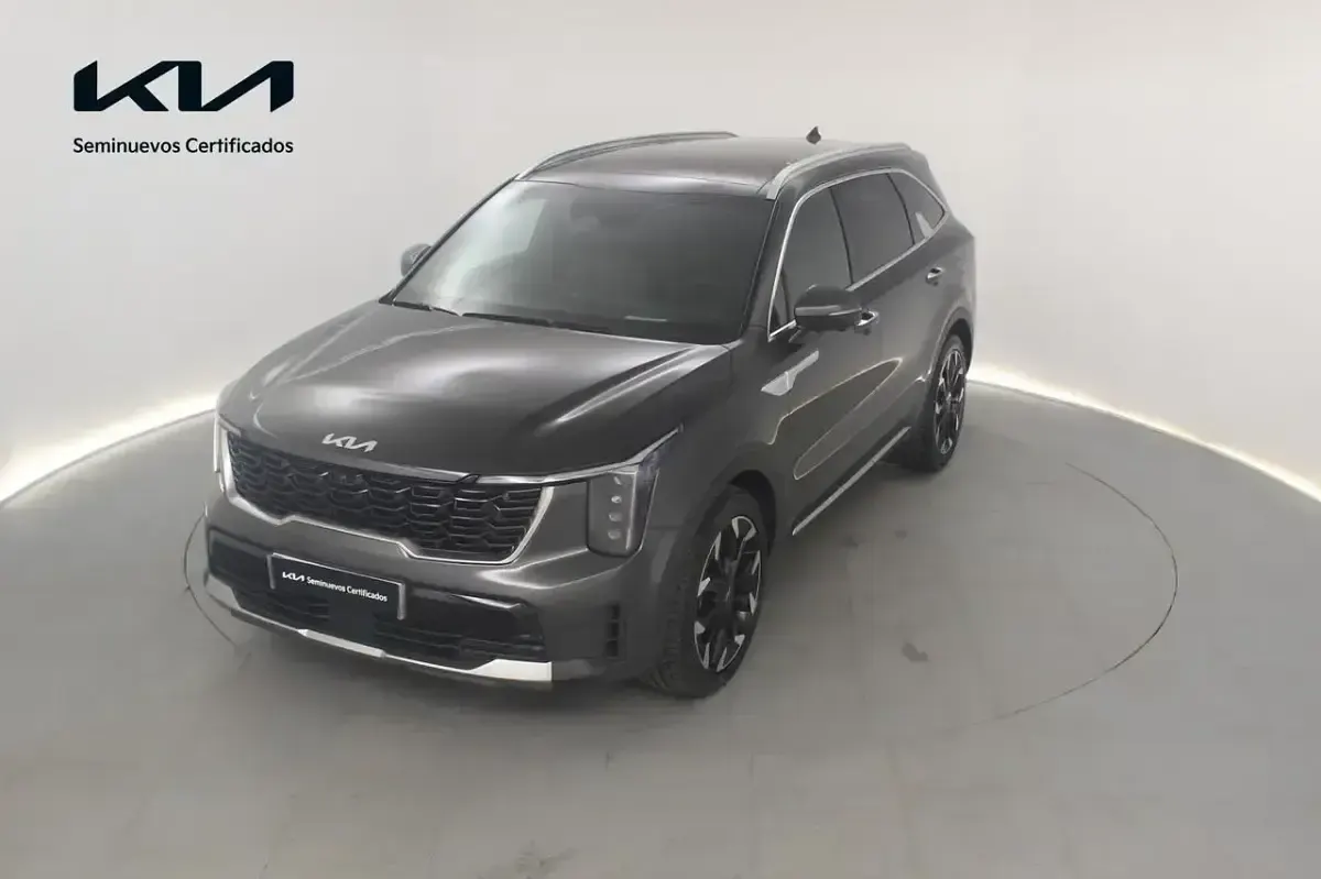 Usado Kia Sorento 194 CV (142 kW) 2024 Gris SUV