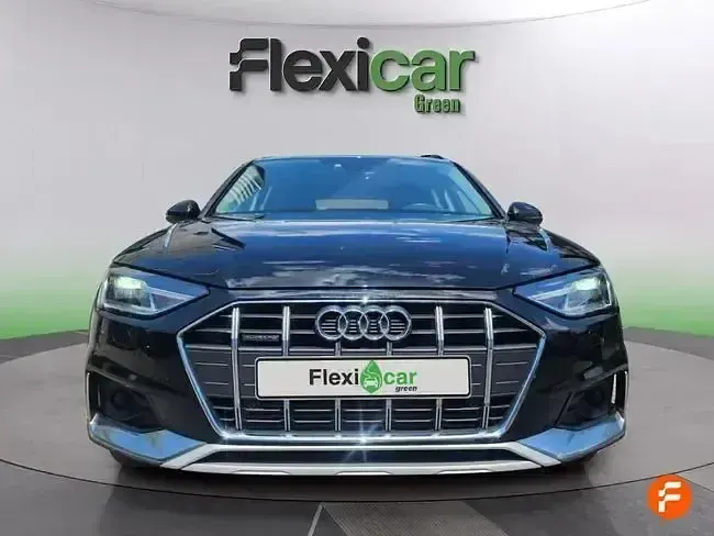 Usado Audi A4 265 CV (194 kW) 2022 Negro