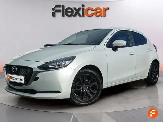 Usado Mazda 2 90 CV (66 kW) 2020 Blanco