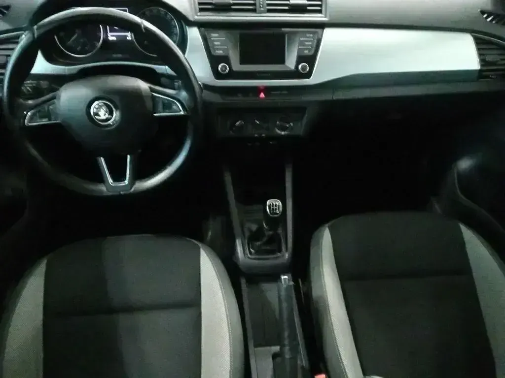 Usado Skoda Fabia Ambition 75 CV (55 kW) 2016 Blanco Utilitario