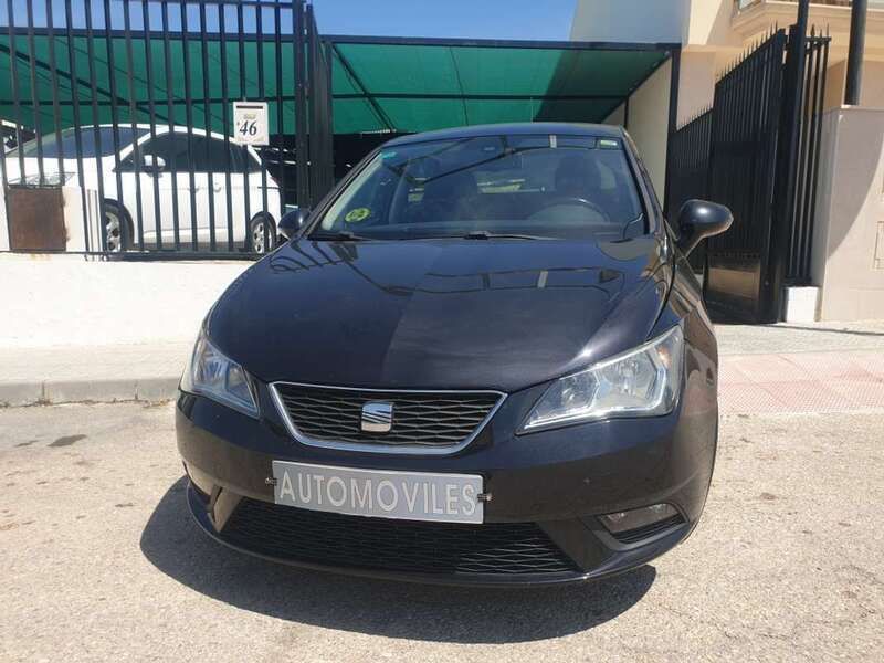 Usado Seat Ibiza Style 90 CV (66 kW) 2012 Negro Utilitario