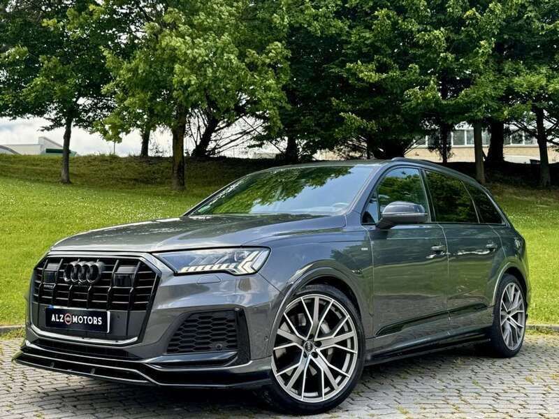 Gris / plata Usado 2023 Audi Q7 Ambiente SUV | 74.990 € (Caro) - Imagen 1/4