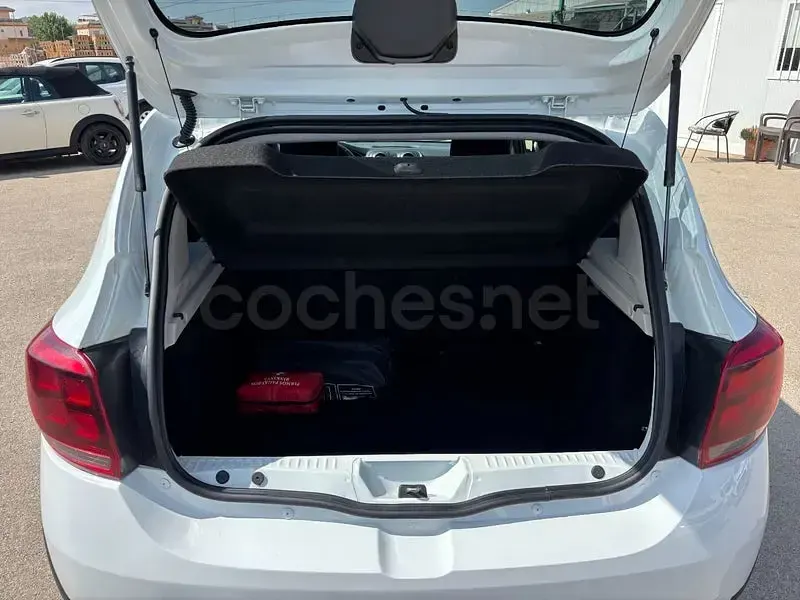 Usado Dacia Sandero Comfort 90 CV (66 kW) 2020 Blanco Berlina