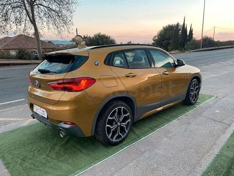 Usado BMW X2 Sport Line 150 CV (110 kW) 2018 Amarillo SUV