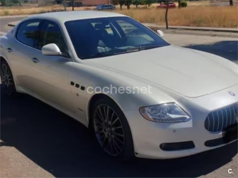 Usado Maserati Quattroporte 431 CV (317 kW) 2009 Blanco Berlina