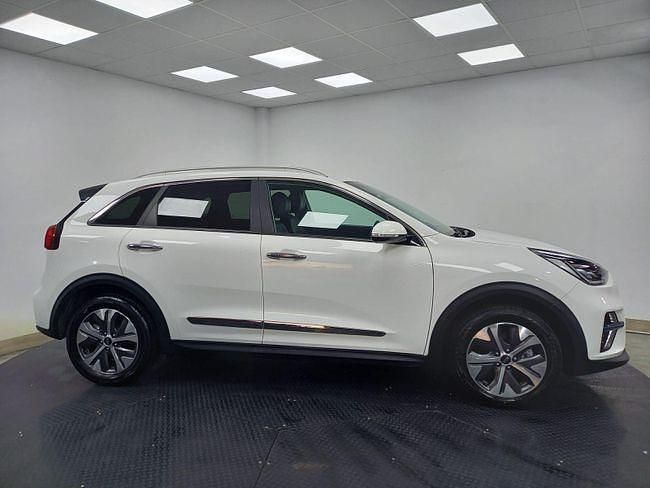 Usado Kia e-Niro 152 kW (207 CV) 2021 Blanco SUV