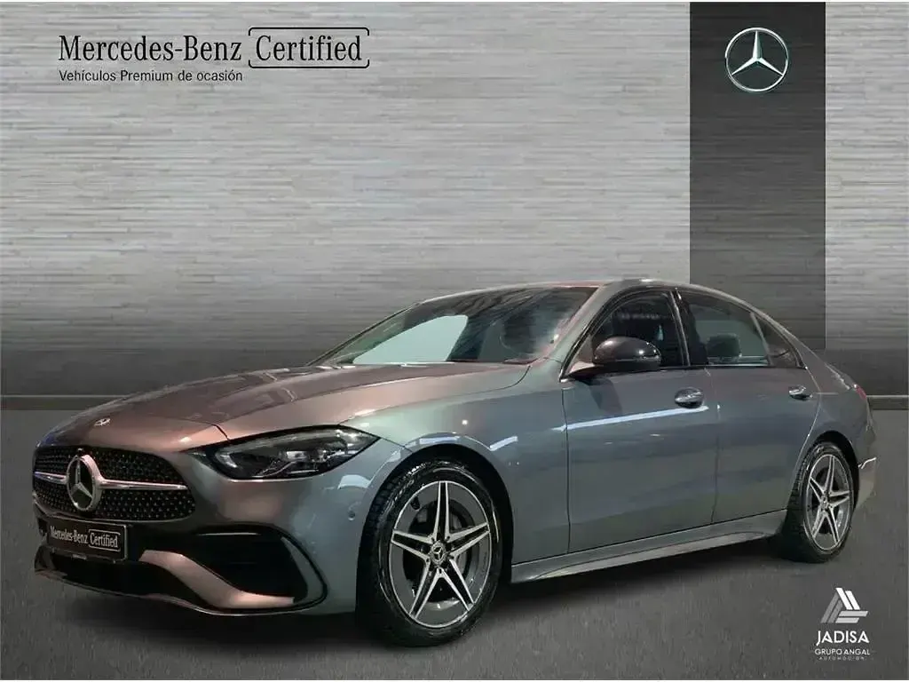 Używany Mercedes C200 AMG line 163 KM (119 kW) 2024 Niebieski Sedan/Limuzyna
