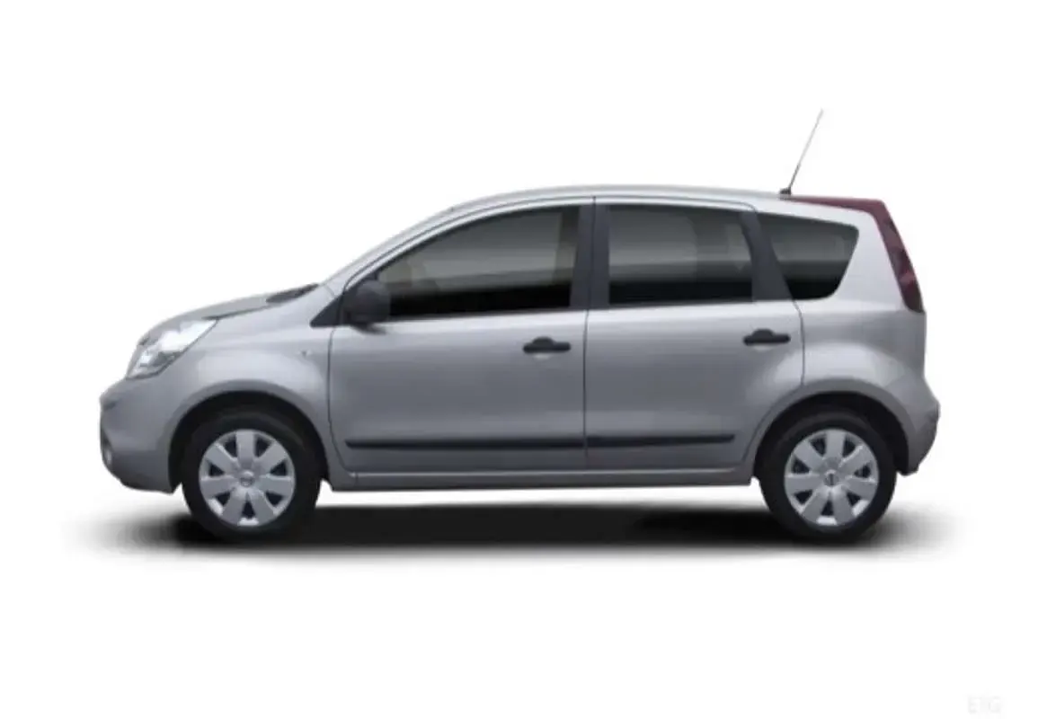 Usado Nissan Note Acenta 86 CV (63 kW) 2013 Blanco Utilitario