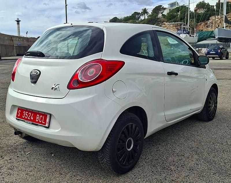 Usado Ford Ka 69 CV (50 kW) 2011 Blanco Utilitario