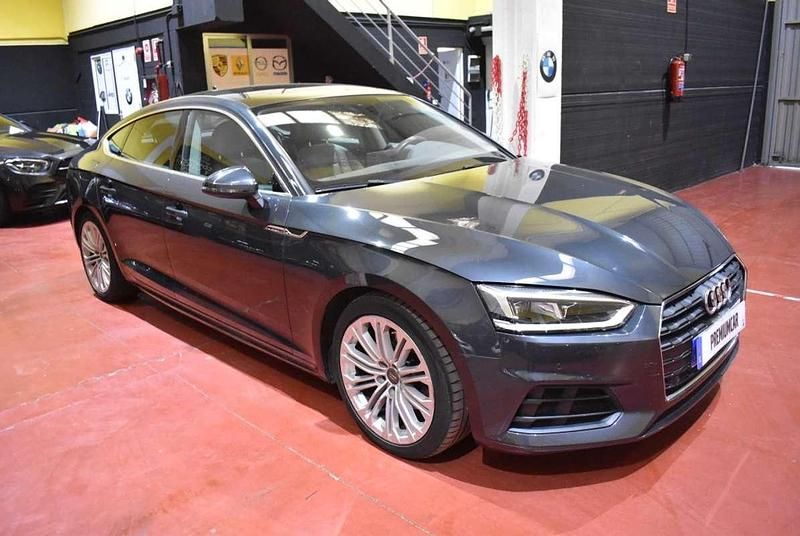 Usado Audi A5 Sportback Advanced 150 CV (110 kW) 2018 Gris Utilitario