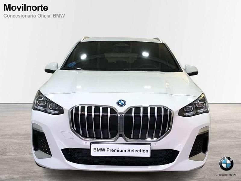 Usado BMW 225 Active Tourer Comfort Edition 245 CV (180 kW) 2024 Blanco Monovolumen