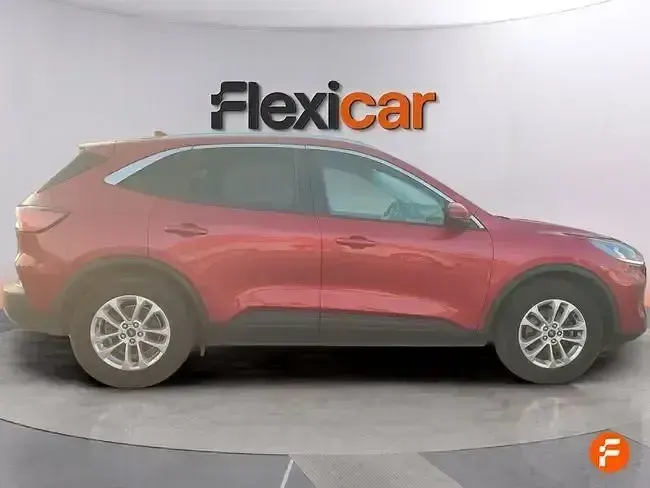 Usado Ford Kuga Titanium 150 CV (110 kW) 2019 Rojo SUV