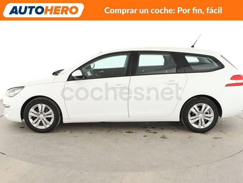 Usado Peugeot 308 SW Active 100 CV (73 kW) 2015 Blanco Familiar